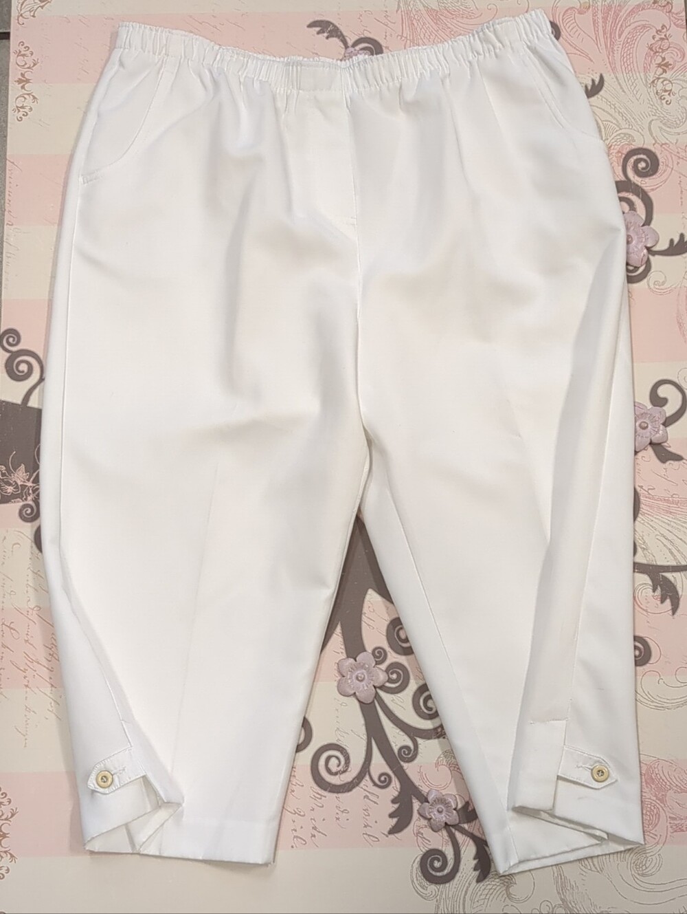 Allison Daley White Elastic-Waist Cropped Capri Pants